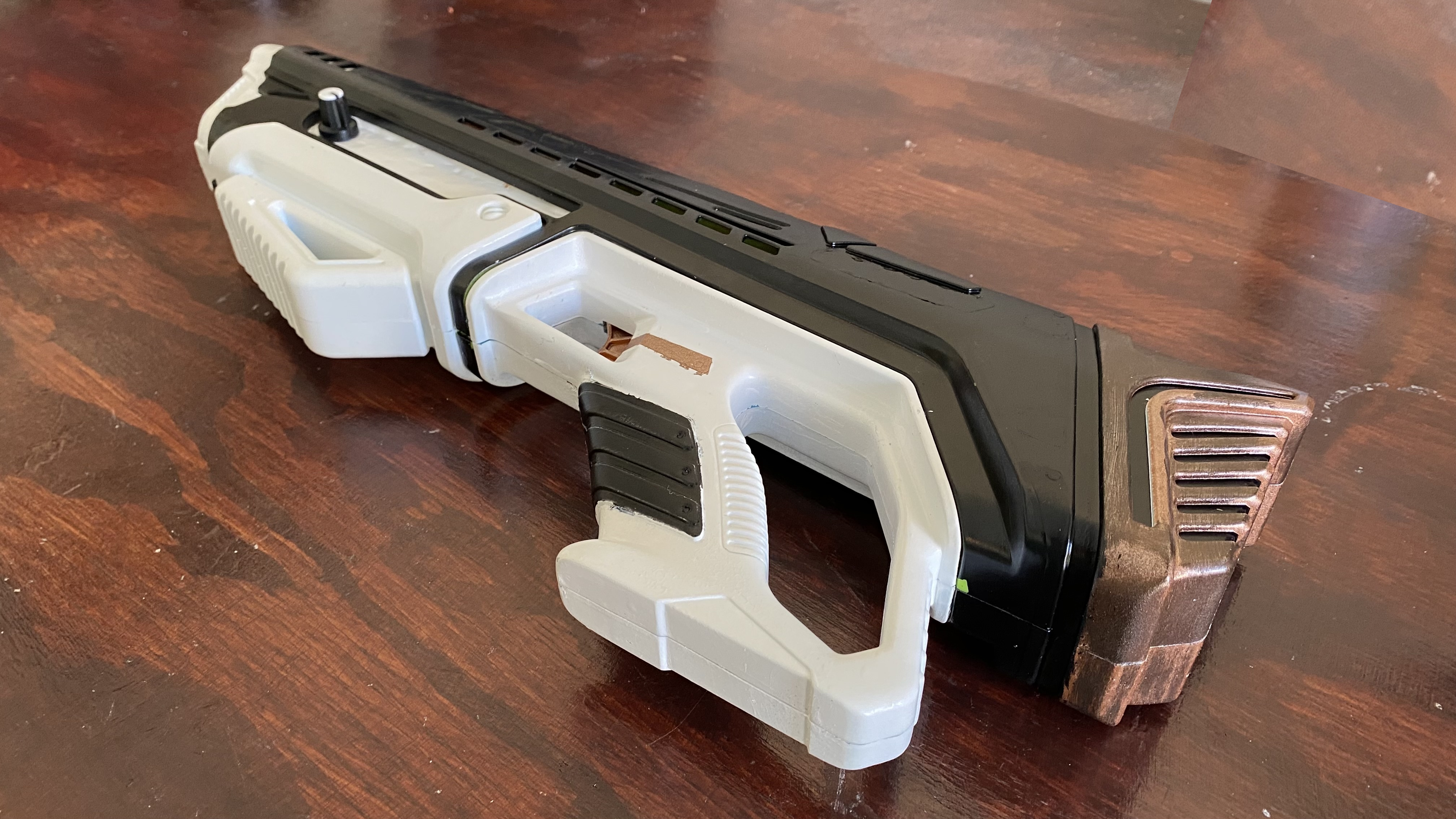 Image of my custom blaster prop