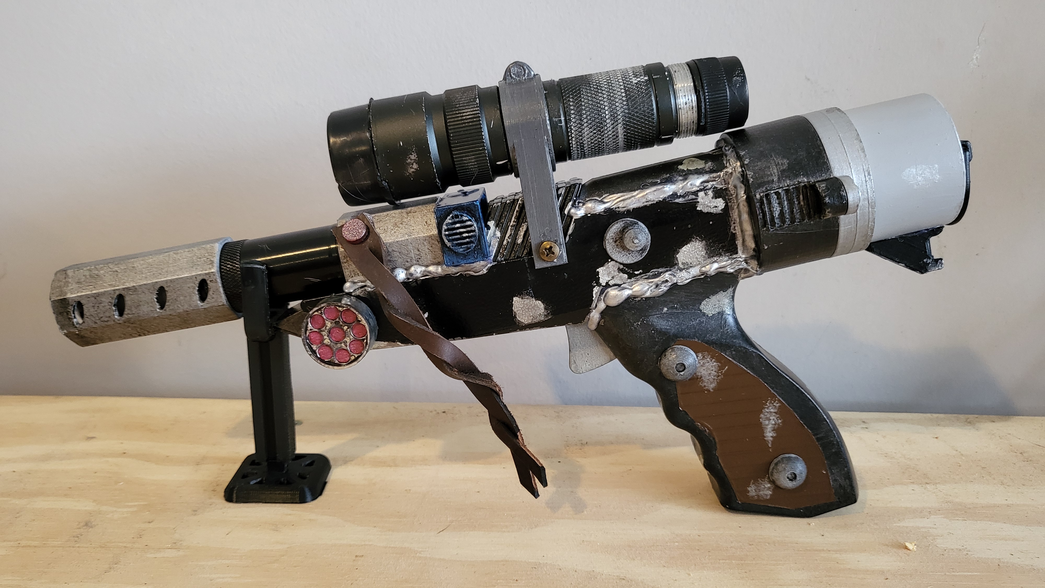 An image of my custom blaster pistol.