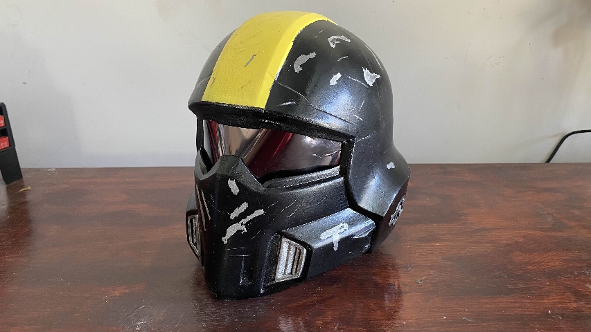 An image of my 3D printed helldivers helmet