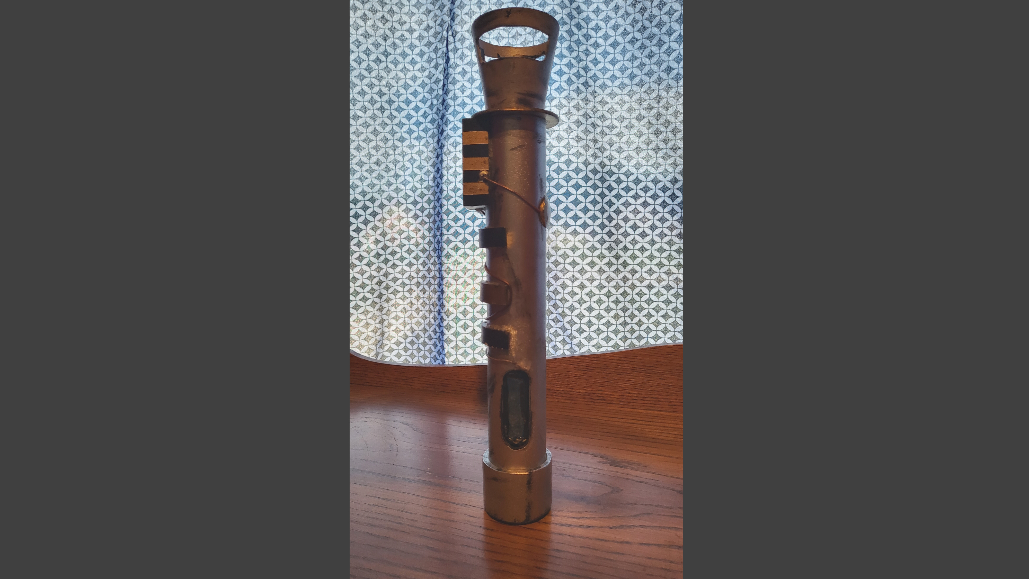 an image of my custom lightsaber